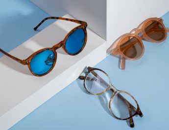 Kacamata Gaya: Pilih Model Pas, Tampil Stylish!