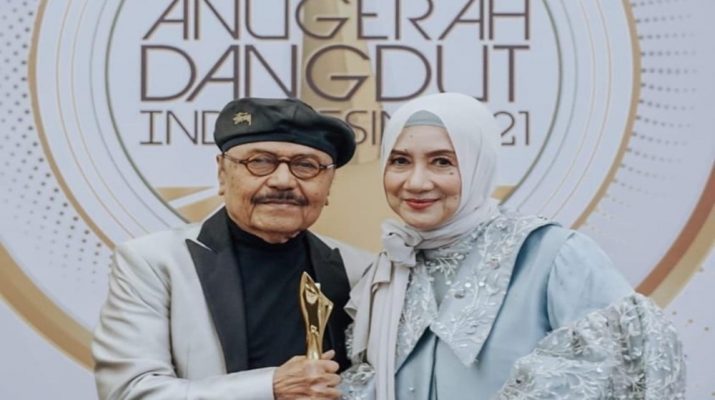 Berpesan untuk Musisi Muda, Titiek Sandhora: Jadi Diri Sendiri