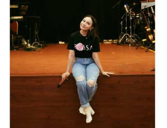 Rossa Ikut Berperan dan Isi OST Film Tak Ingin Usai di Sini