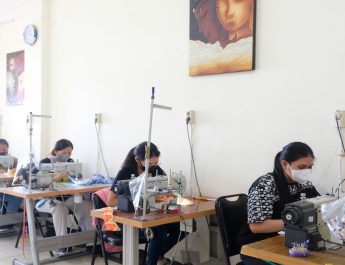 Keindahan Burung Merak Jadi Inspirasi