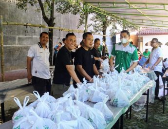 Lorin Group Solo Salurkan 1.100 Kantong Daging Kurban Idul Adha