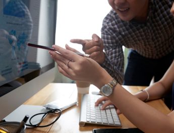 Admin Medsos Lokal? Ini Cara Jadi Andalan Brand!