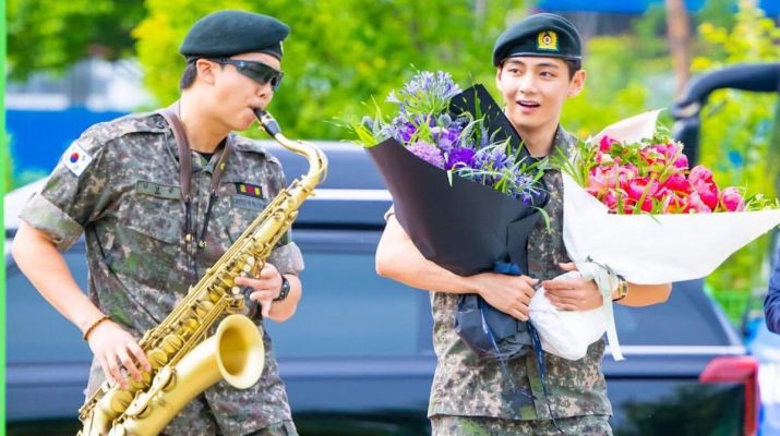 ARMY Heboh di Media Sosial Sambut V dan RM BTS Selesai Wamil