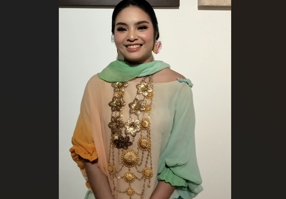 Syandria Soekarnoputri Ungkap Kiat Melukis Autodidak