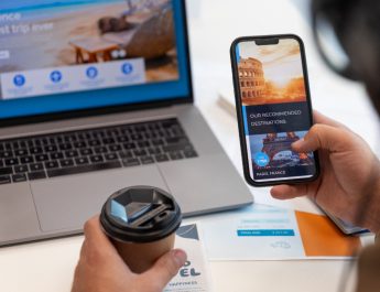 7 Aplikasi Booking Hotel Terbaik di HP Android