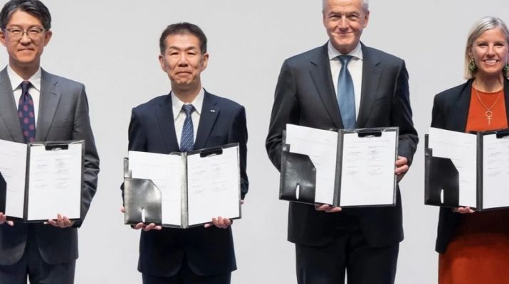 Daimler dan Toyota Satukan Mitsubishi Fuso dan Hino