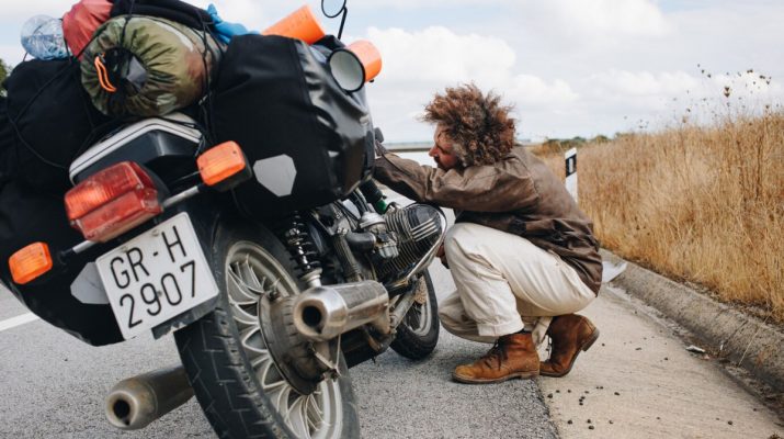 8 Penyebab Motor Ngebul Berikut Cara Mengatasinya