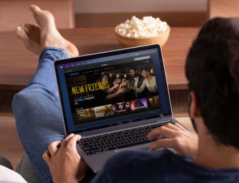 Cara Langganan dan Bayar Netflix Pakai GoPay, OVO, DANA, Kartu Debit