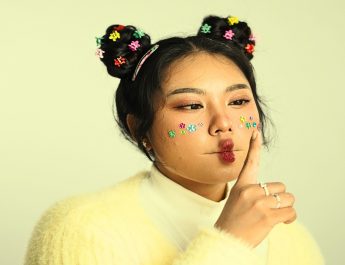 Yaning Anasthasia Hadirkan Lagu Emosional Berjudul Bukan Hanya Diam