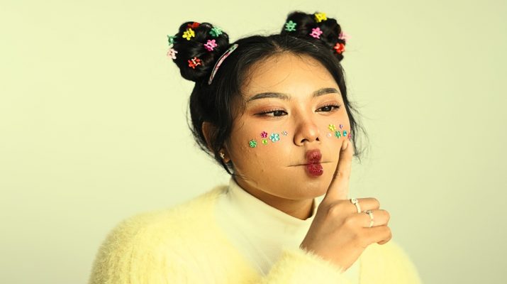 Yaning Anasthasia Hadirkan Lagu Emosional Berjudul Bukan Hanya Diam