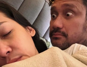 Resmi Jadi Kakek-Nenek, Tora Sudiro dan Mieke Amalia Diliputi Haru Bahagia