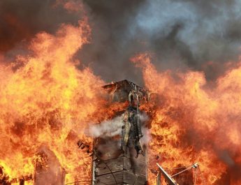 Kebakaran di Permukiman Padat Penduduk di Kwitang, 64 Personel Dikerahkan