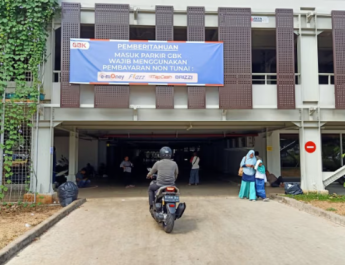 GBK Jadi Kantong Parkir Saat HUT ke-79 Bhayangkara di Monas