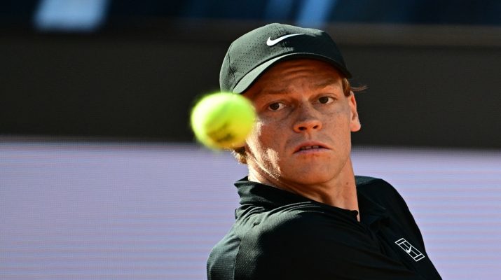 Jannik Sinner dan Novak Djokovic Berpotensi Saling Berhadapan di Semifinal Wimbledon