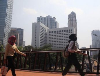 Kualitas udara Jakarta Sabtu ini tak sehat, BMKG sarankan memakai masker