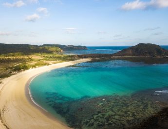 Tanjung Aan: Surga Pantai di Lombok