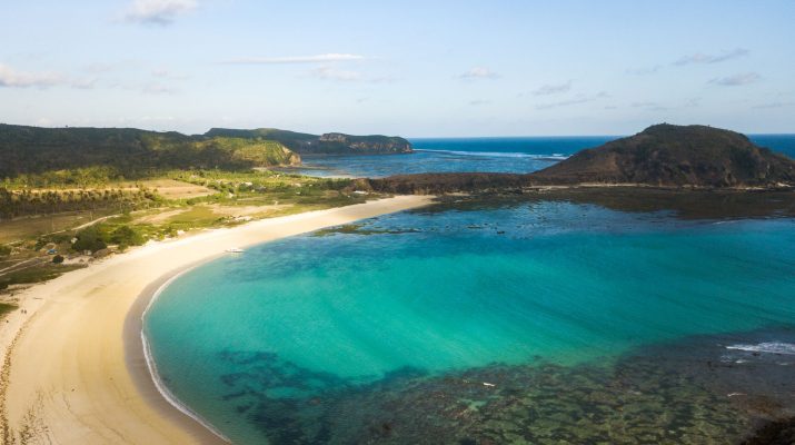 Tanjung Aan: Surga Pantai di Lombok