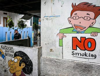 Perda KTR Tertunda Lagi, Pengamat Duga  Ganjalan dari Industri Rokok Sangat Kuat