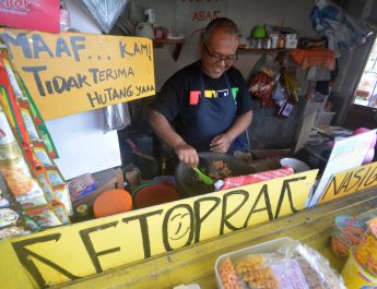 15 Tempat Makan Ketoprak Jakarta Populer dan Legendaris