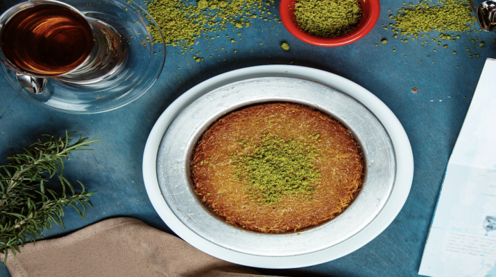 Kunafa Terbuat dari Apa? Simak Bahan dan Cara Membuatnya!
