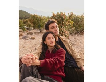 Keisya Levronka dan Nyoman Paul Makin Mesra, Rilis Lagu Denganmu Saja