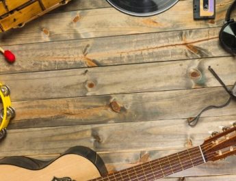 Macam-Macam Contoh Alat Musik: Jenis, Nama, dan Cara Mainnya