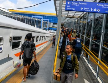 Cara Beli Tiket KAI lewat Aplikasi: Pilih Kursi dan Metode Pembayaran