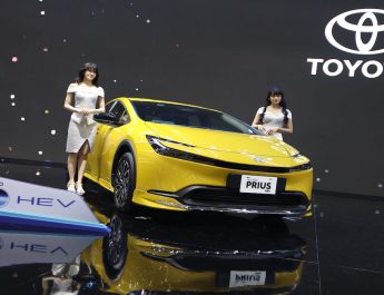 Daftar Harga Mobil Toyota 2025, dari LCGC hingga Hybrid Premium