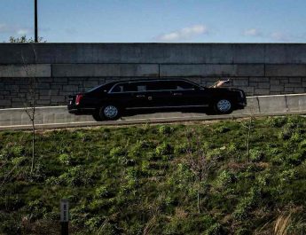 Daftar Harga Mobil Limousine di Indonesia 2025 - Mewah & Terjangkau