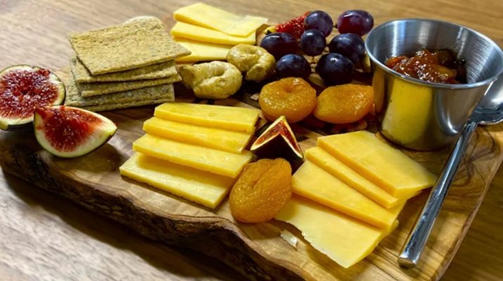 Keju Tanpa Sapi: Inovasi Keju Fermentasi Lab Tantang Industri Susu Konvensional