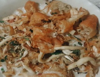 15 Tempat Makan Bubur Ayam Jakarta Paling Lezat dengan Topping Melimpah