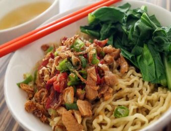 10 Mie Ayam Jakarta Enak dan Legendaris yang Wajib Dicoba!