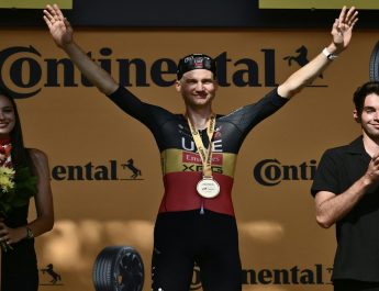 Tim Wellens Menangi Etape 15 Tour de France