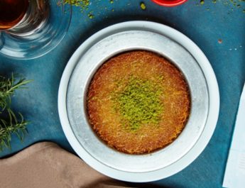 Kunafa Terbuat dari Apa? Resep dan Bahan Mudah Dipahami