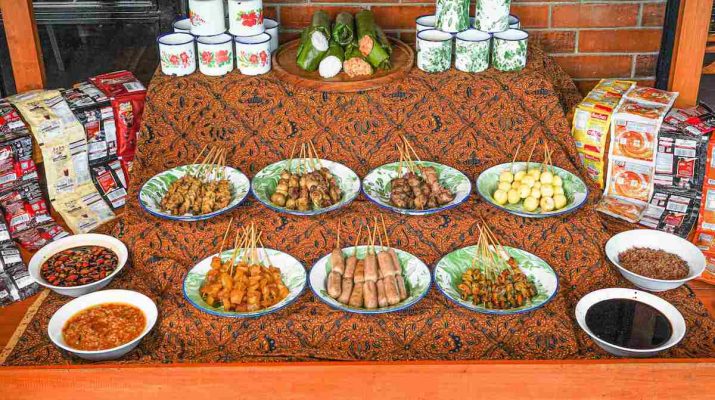 Koersi Sky Café Hadirkan Angkringan Jawa di Ketinggian 375 MDPL