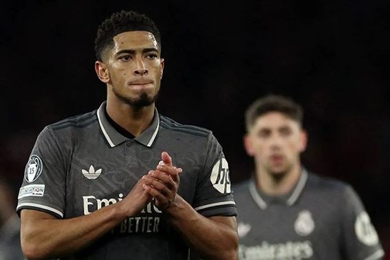 Jude Bellingham diperkirakan absen hingga Oktober pascaoperasi bahu