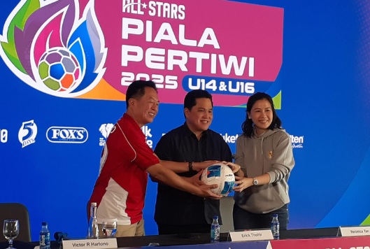 Erick Thohir berikan motivasi kepada para talenta muda sepakbola putri