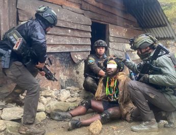 Satgas Ops Damai Cartenz tangkap anggota KKB Male Telenggen di Puncak Jaya Papua