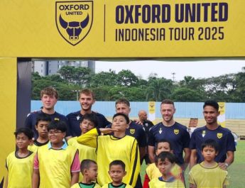 Marselino hingga Ole Romeny turut dalam coaching clinic Oxford United