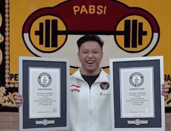 Rahmat Erwin Abdullah Pecahkan Dua Rekor Dunia Angkat Besi