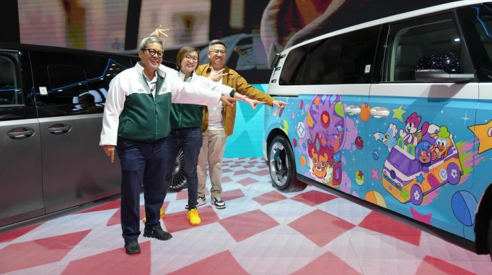 Dukung Live Painting di GIIAS, Kementerian Ekraf Dorong Penguatan Ekonomi Kreatif Nasional