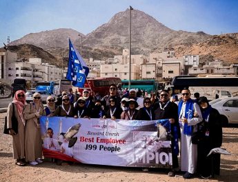 J99 Corp. Beri Reward Umrah Untuk Karyawan Terbaik