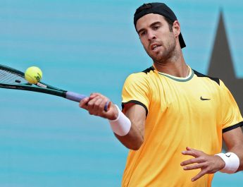 Khachanov Melaju ke Perempat Final Kanada Terbuka