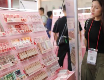 Isu Maklon Kosmetika dan Sertifikasi Halal Dikupas di IndoBeauty Expo