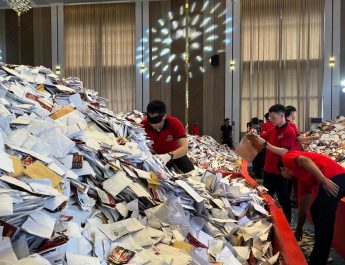 Dekatkan Diri Dengan Konsumen, Kapal Api Berangkatkan 50 Pemenang Umrah Gratis