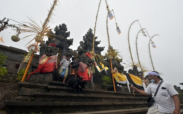 10 Fakta Menarik Gunung Agung: Misteri dan Keindahan Gunung Suci Bali