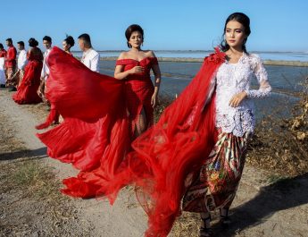 4 Ide Fesyen untuk Merayakan HUT ke-80 RI: Tampil Gaya dengan Nuansa Budaya Indonesia