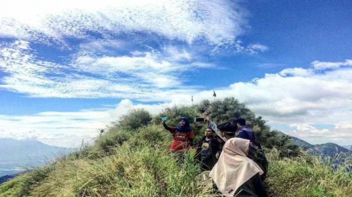 10 Fakta Menarik Gunung Batu yang Wajib Kamu Tahu untuk Petualangan Seru