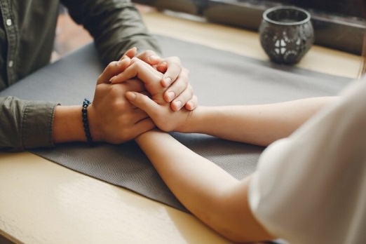 Soul Mate Artinya: Tanda-Tanda dan Bedanya dengan Life Partner