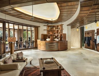 Ruang Kebugaran yang Lengkap dengan Pemandangan Spektakuler